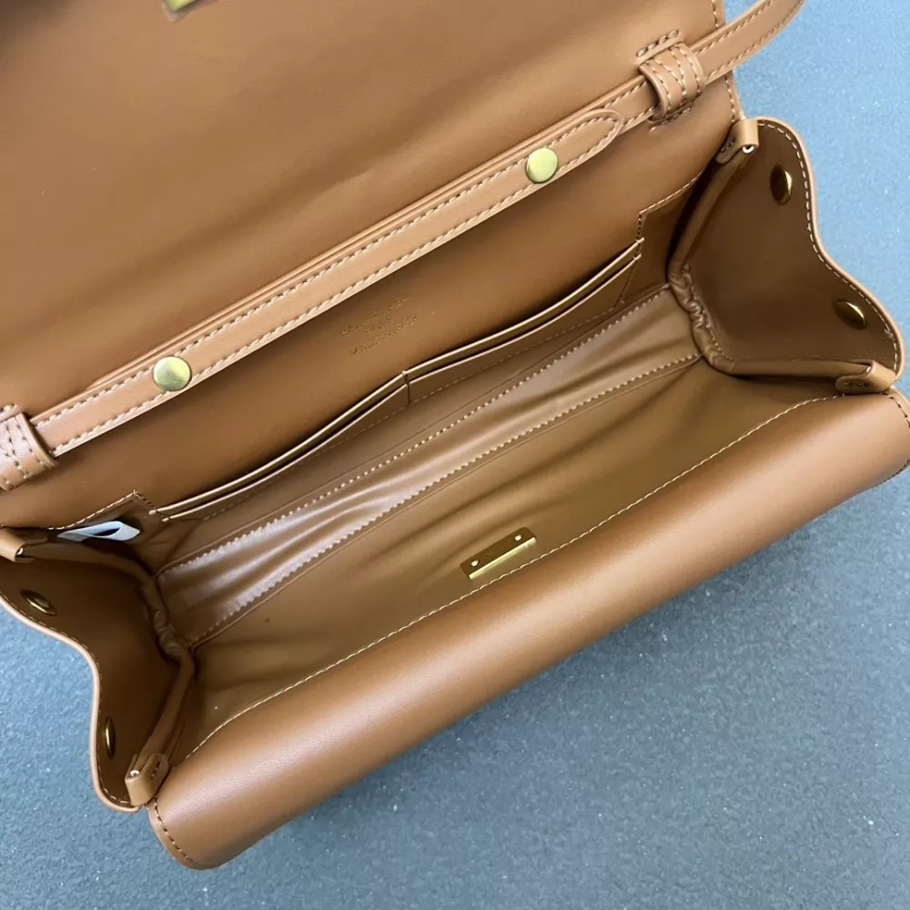 Refined 5685 Balenciaga AAA Quality Messenger Bags For Women
