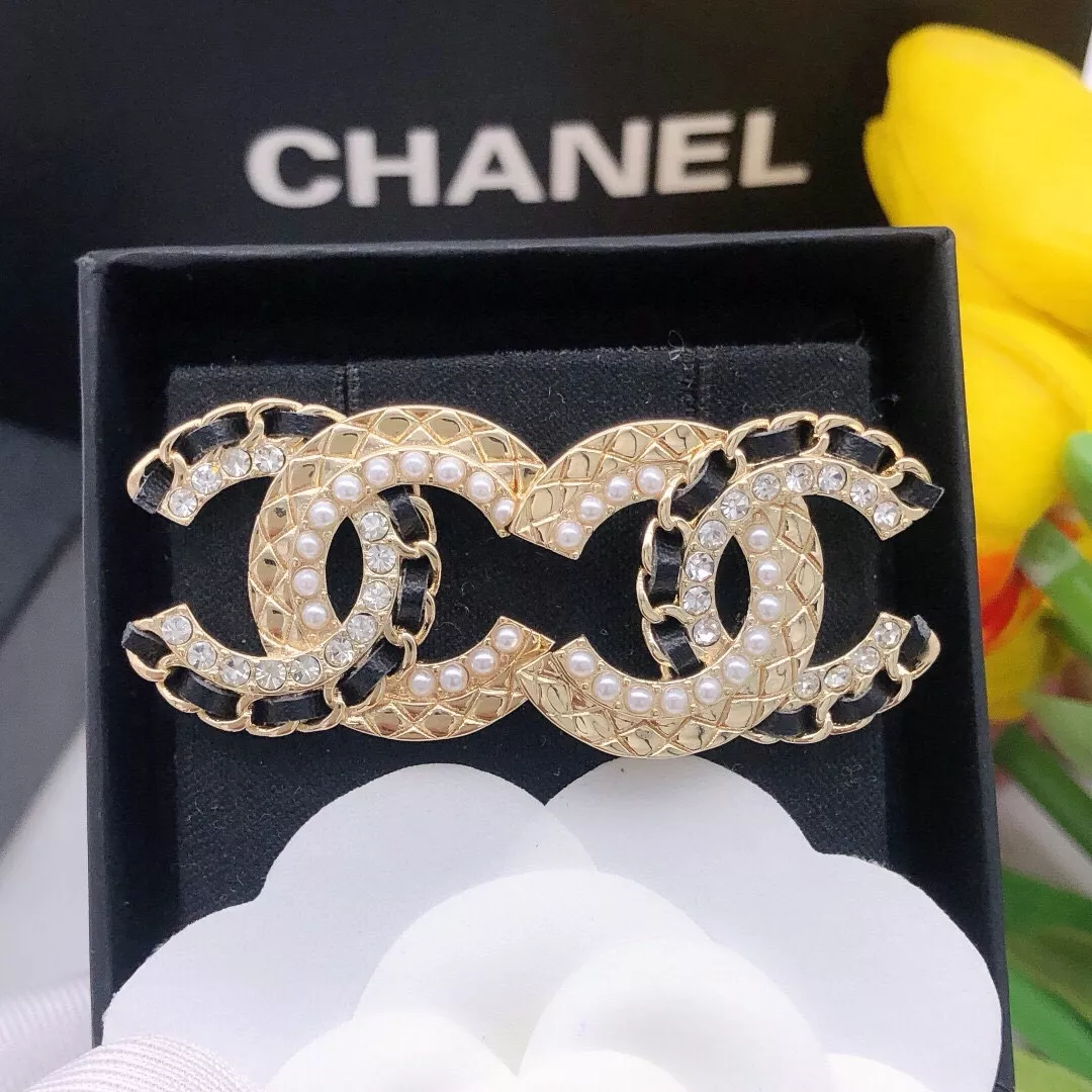 Refined 5782 Chanel Earrings For Women
