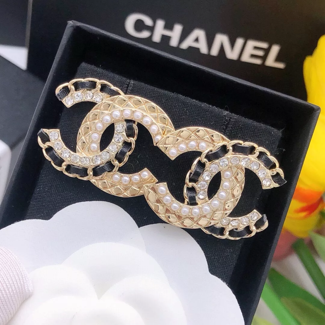 Refined 5782 Chanel Earrings For Women