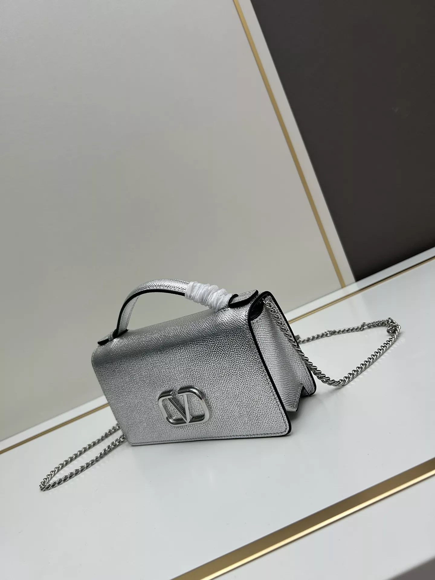 Refined 5783 Valentino AAA Quality Messenger Bags For Women