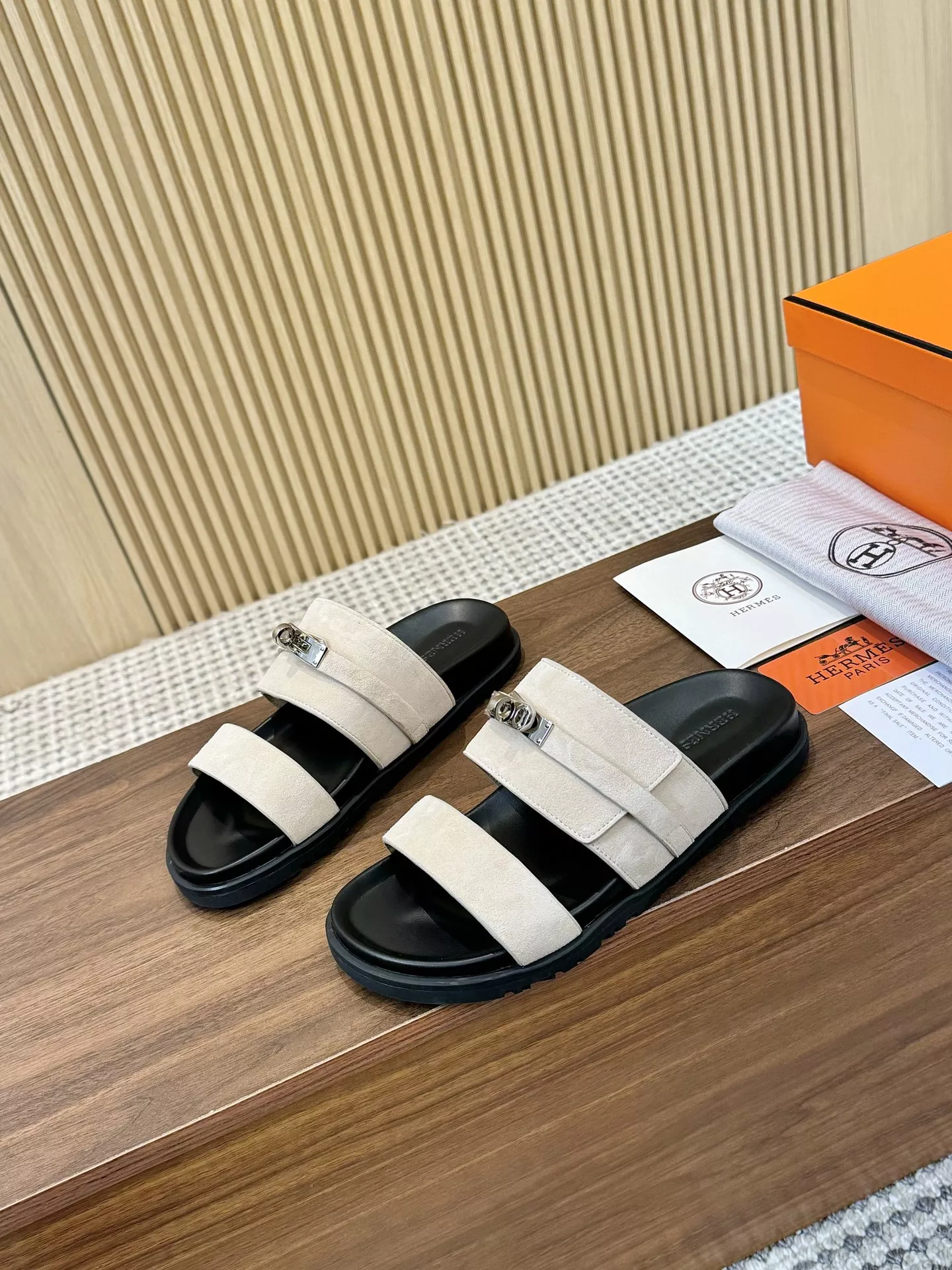 Refined 582 Hermes Slippers For Men