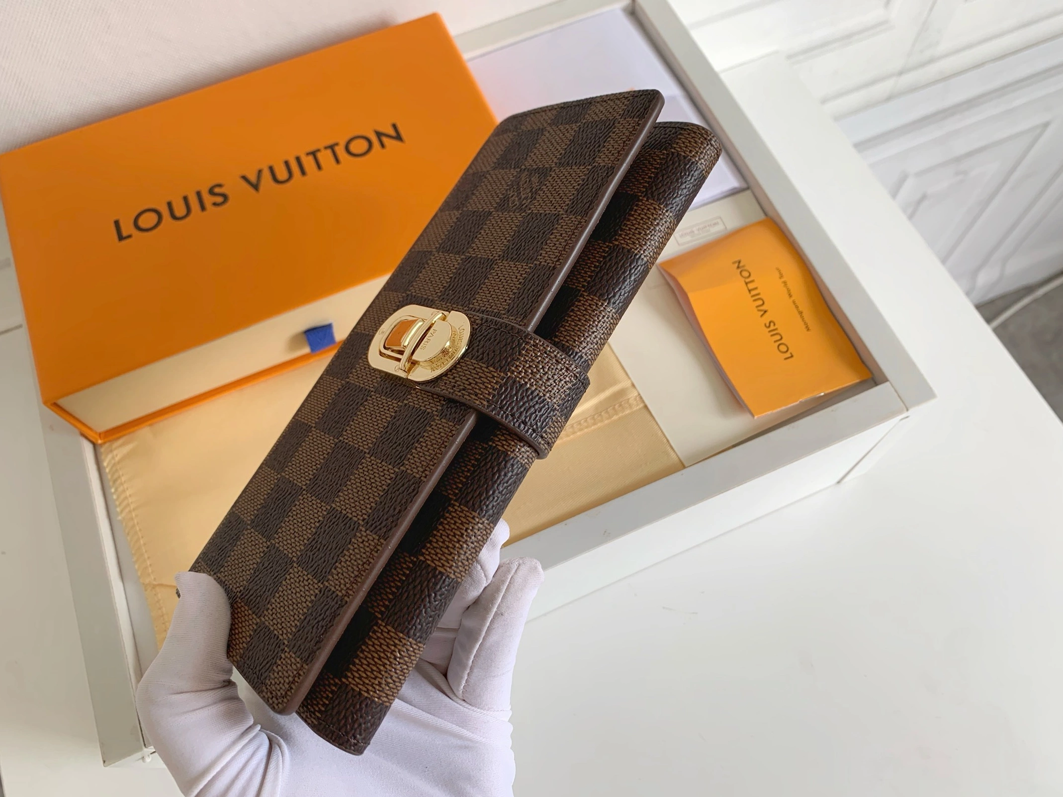 Refined 6128 Louis Vuitton LV Card Case For Women