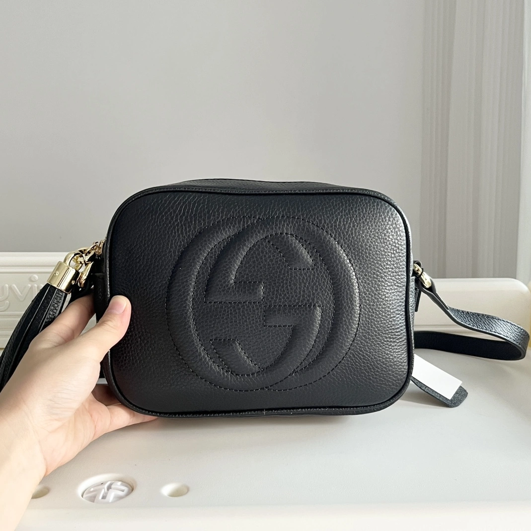 Refined 639 Gucci AAA Quality Messenger Bags