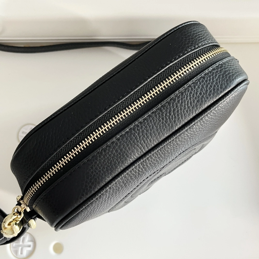 Refined 639 Gucci AAA Quality Messenger Bags