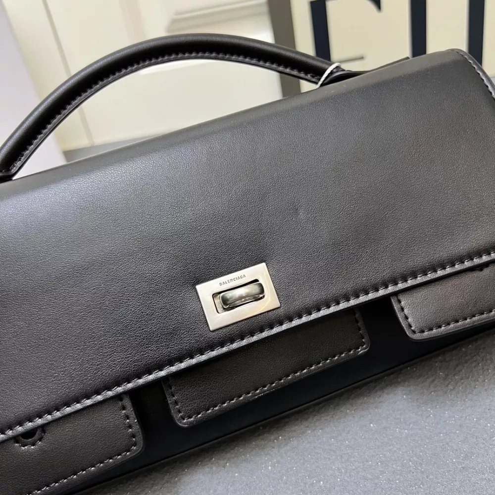 Refined 6791 Balenciaga AAA Quality Messenger Bags For Women
