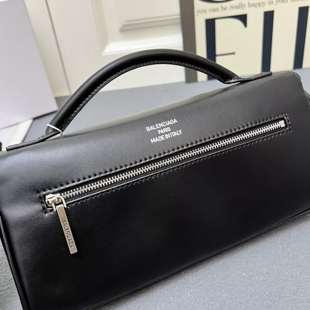 Refined 6791 Balenciaga AAA Quality Messenger Bags For Women