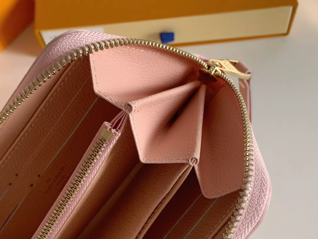 Refined 6806 Louis Vuitton LV Wallets