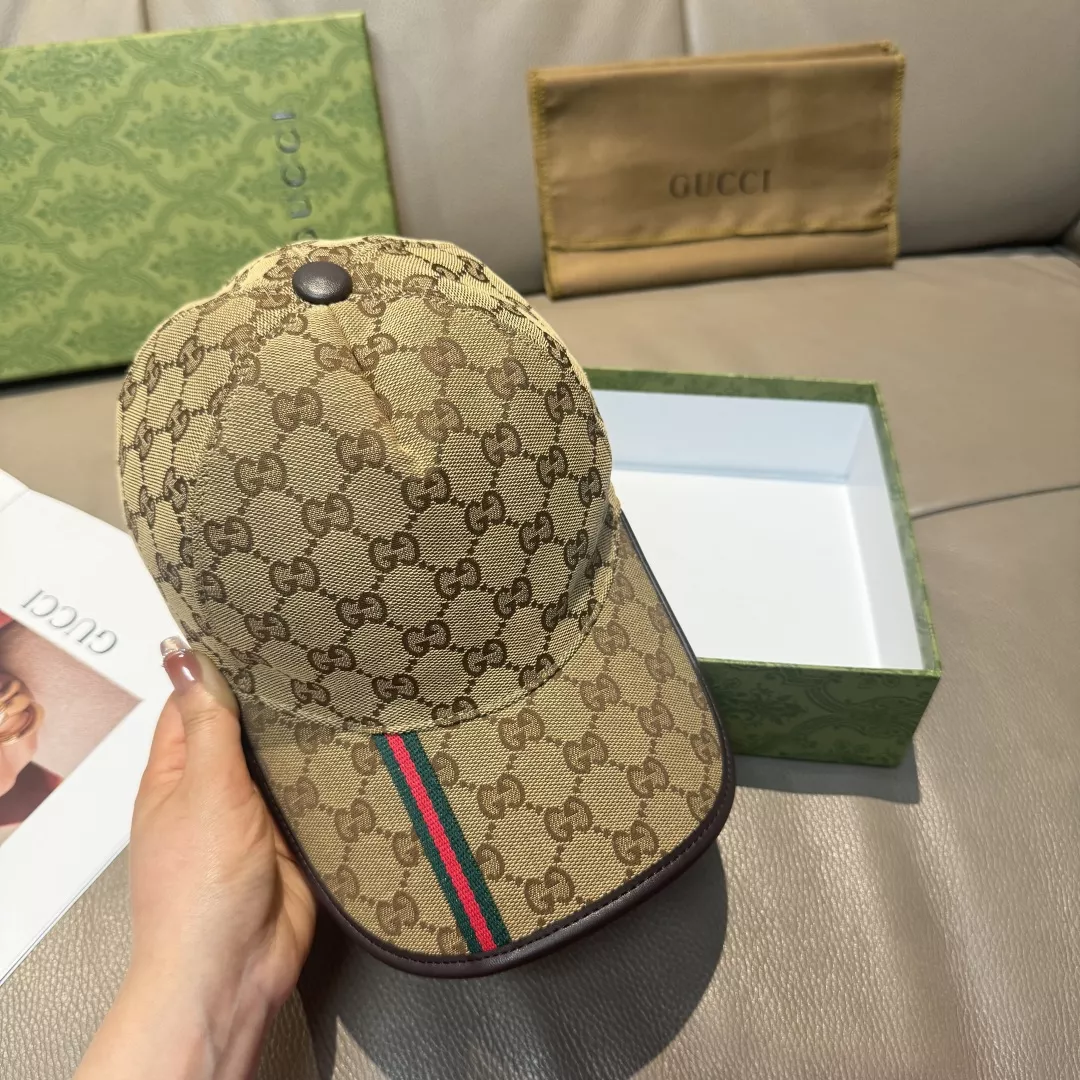 Refined 6824 Gucci Caps