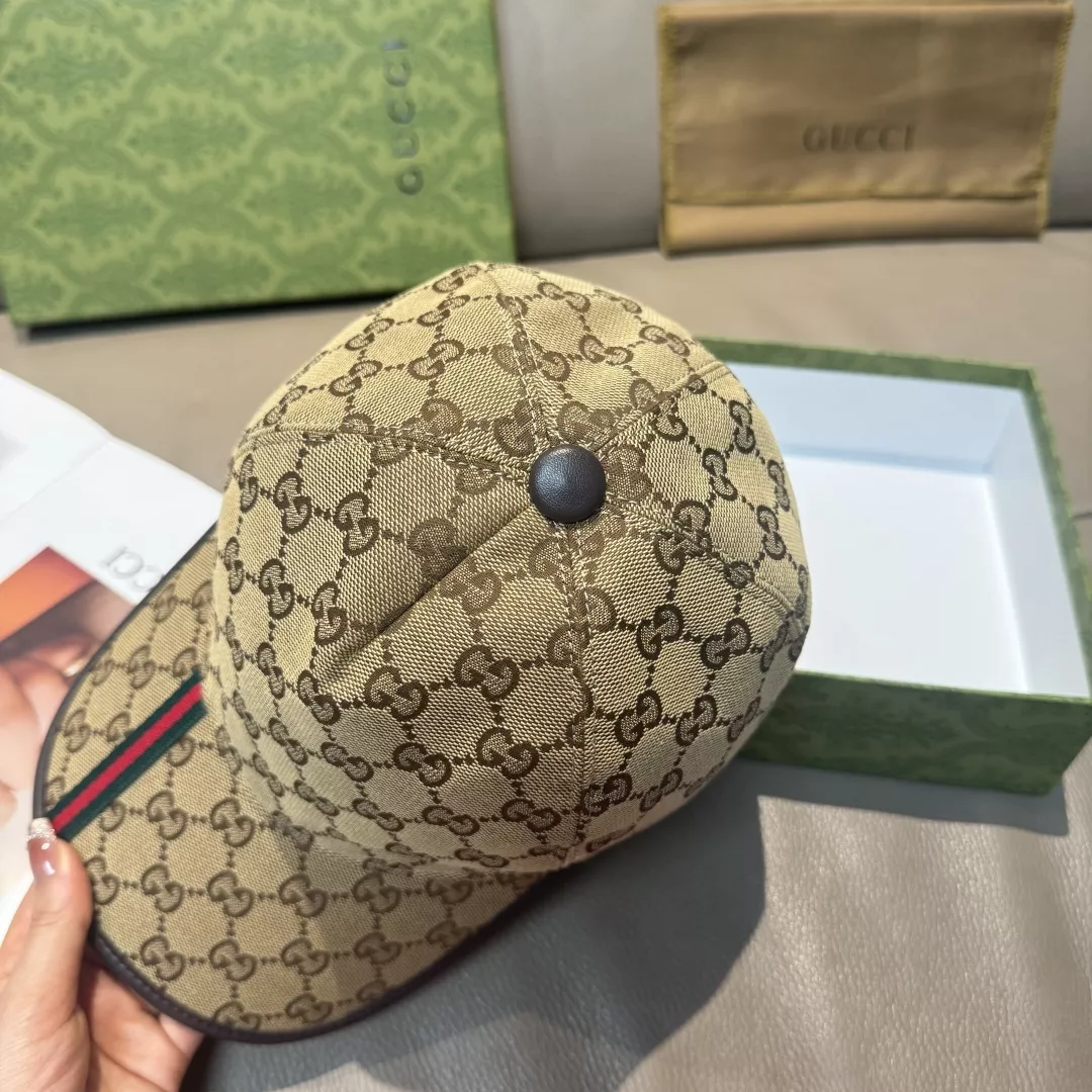 Refined 6824 Gucci Caps