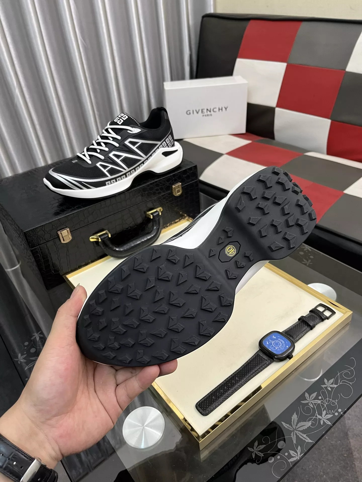 Refined 6840 Givenchy Casual Shoes For Men