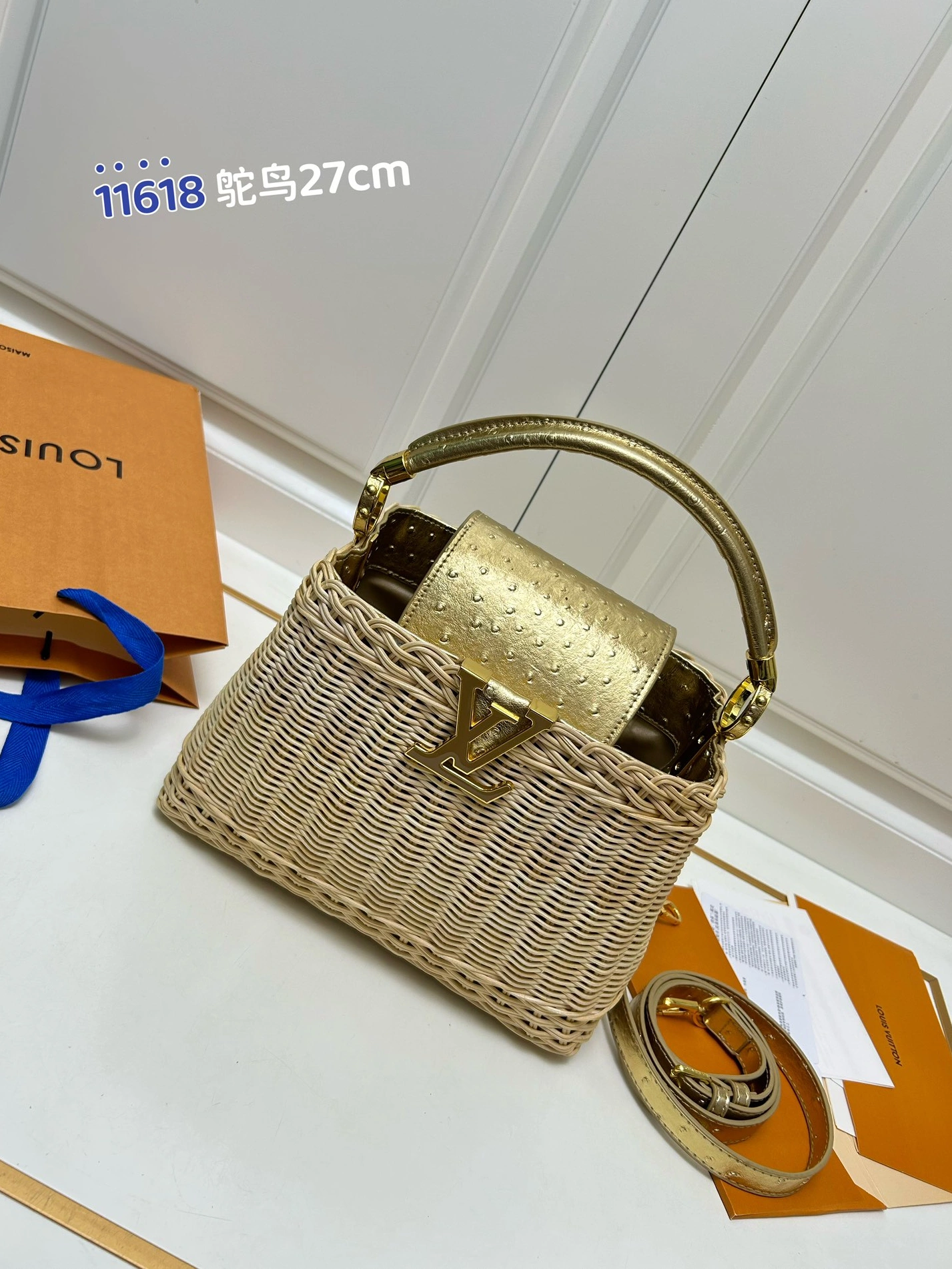 Refined 6866 Louis Vuitton AAA Quality Handbags For Women