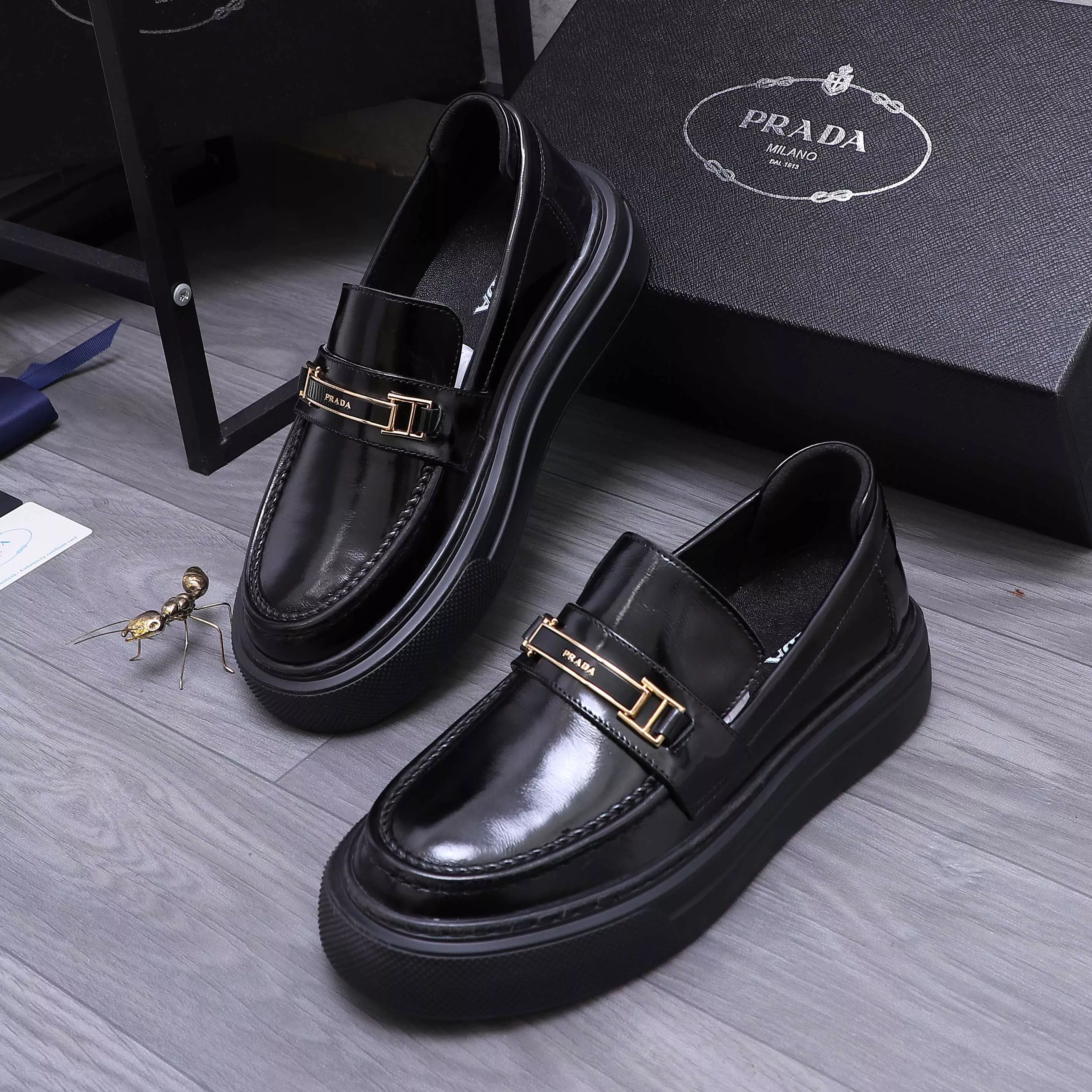 Refined 6940 Prada Leather Shoes For Men