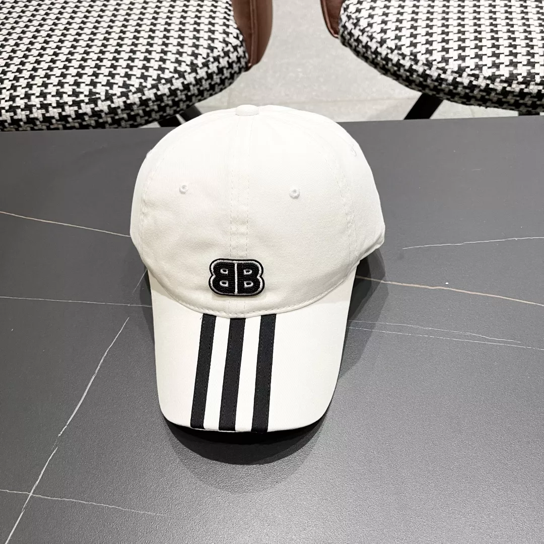 Refined 7167 Balenciaga Caps