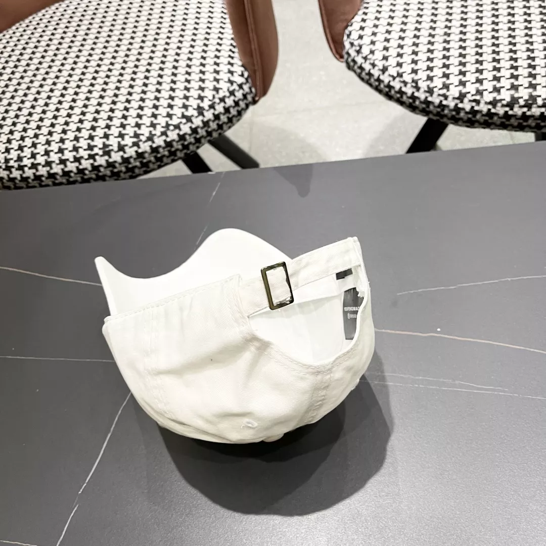 Refined 7167 Balenciaga Caps