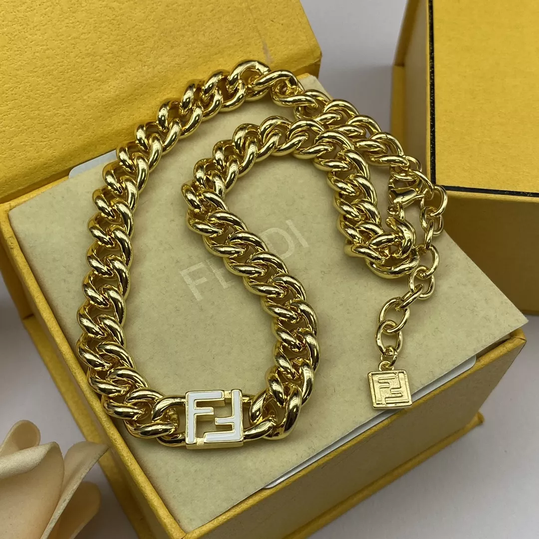 Refined 7277 Fendi Jewelry Set