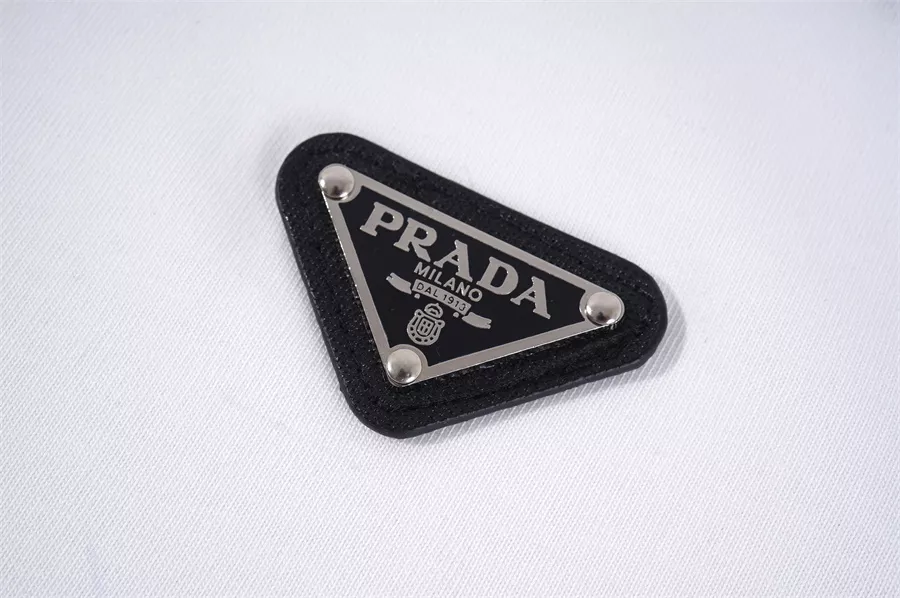 Refined 7335 Prada T-Shirts Short Sleeved For Unisex