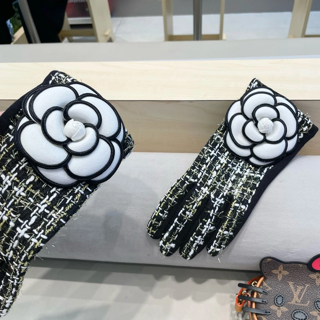 Refined 7702 Chanel Gloves For Women