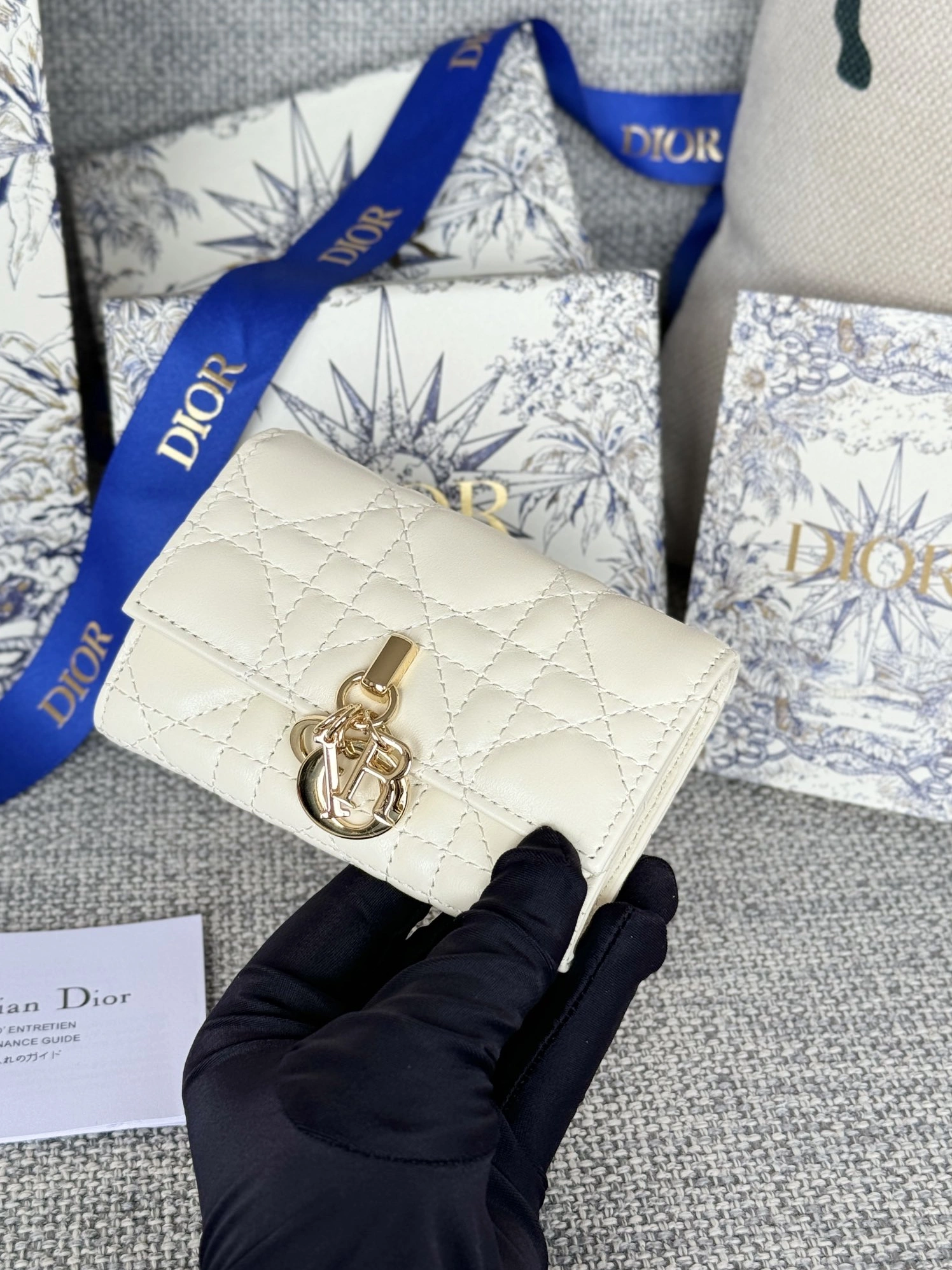 Refined 776 Christian Dior AAA Wallets For Women