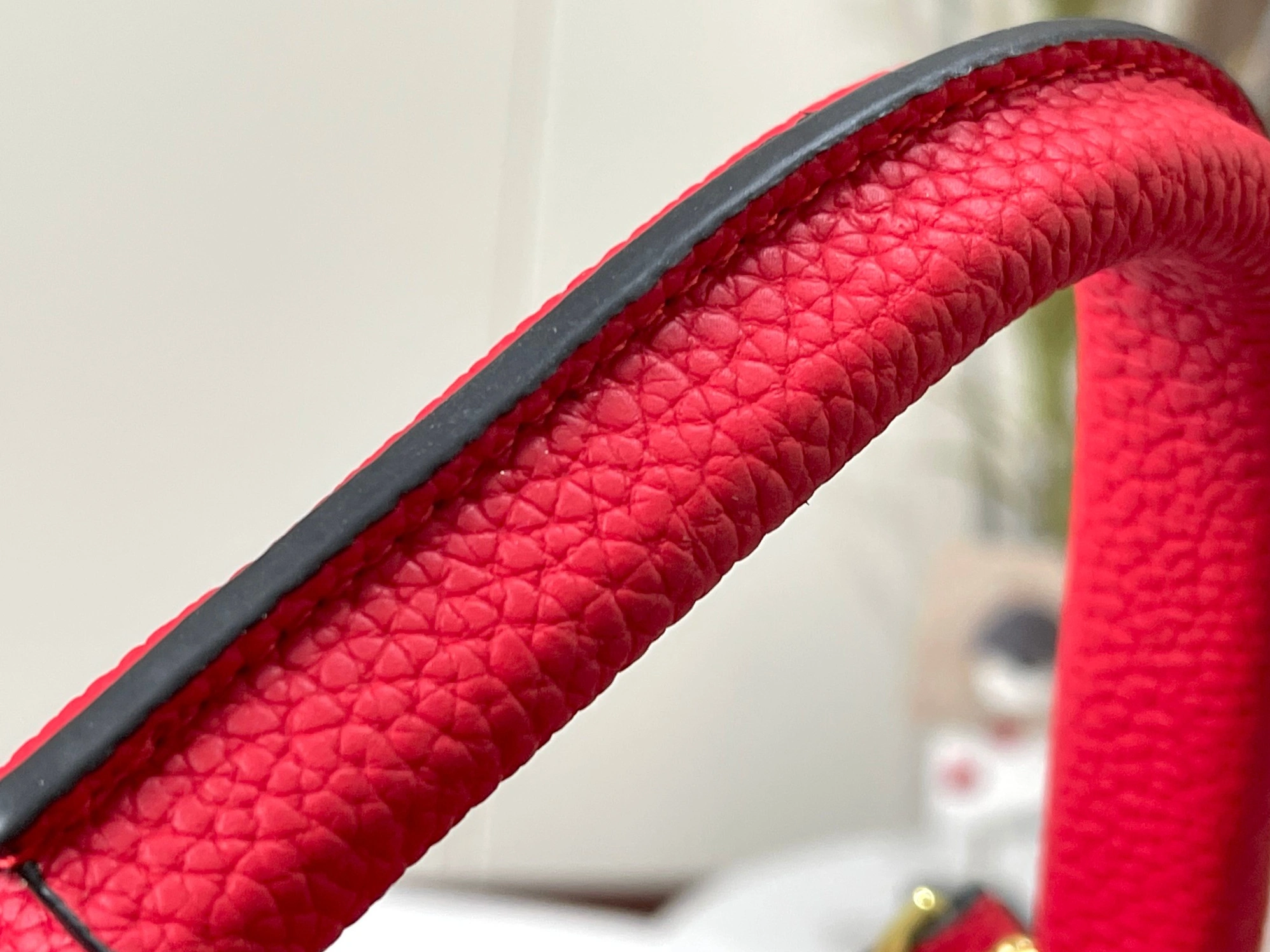 Refined 7829 Louis Vuitton AAA Quality Messenger Bags For Women