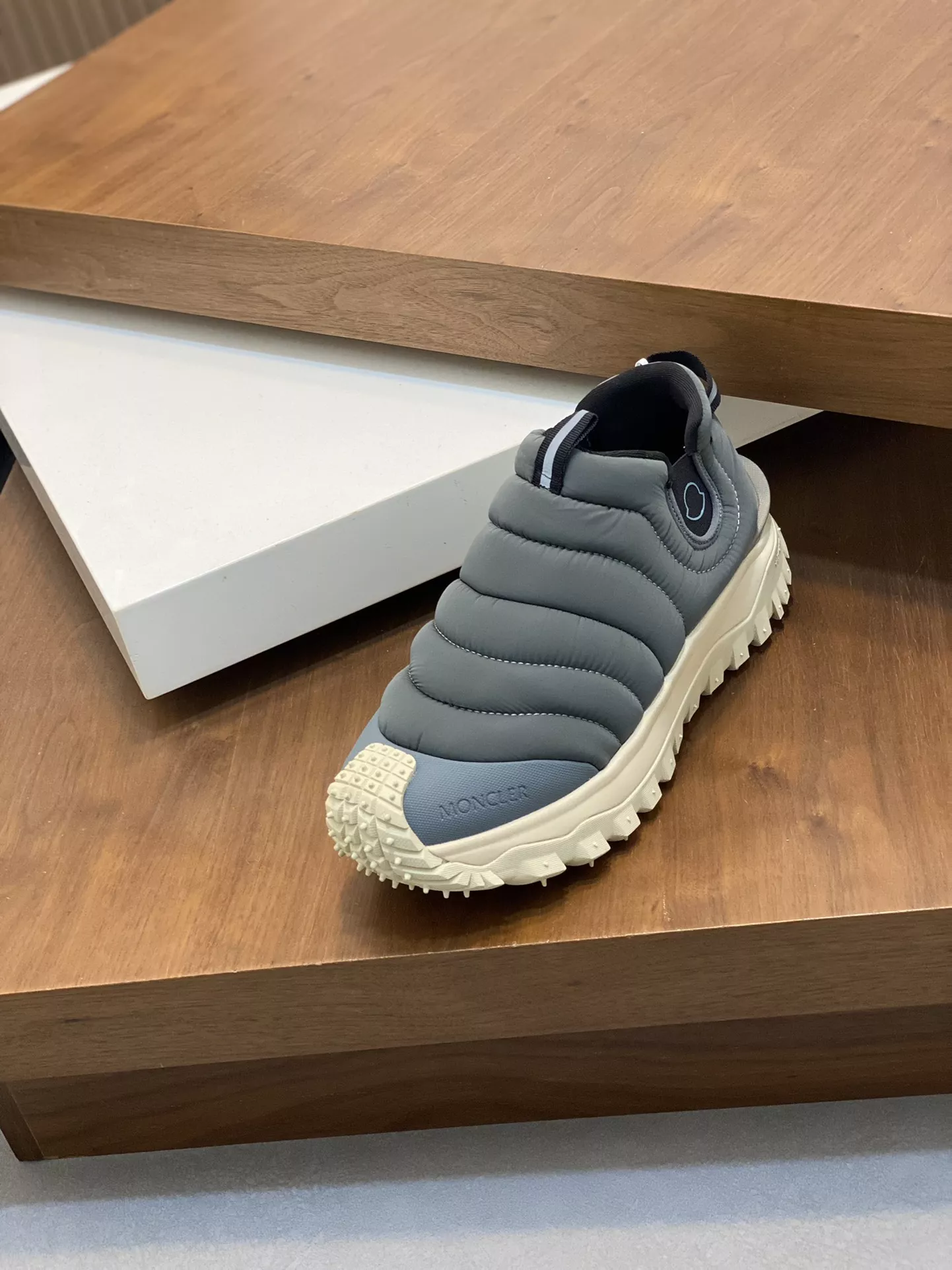 Refined 8016 Moncler Casual Shoes For Men
