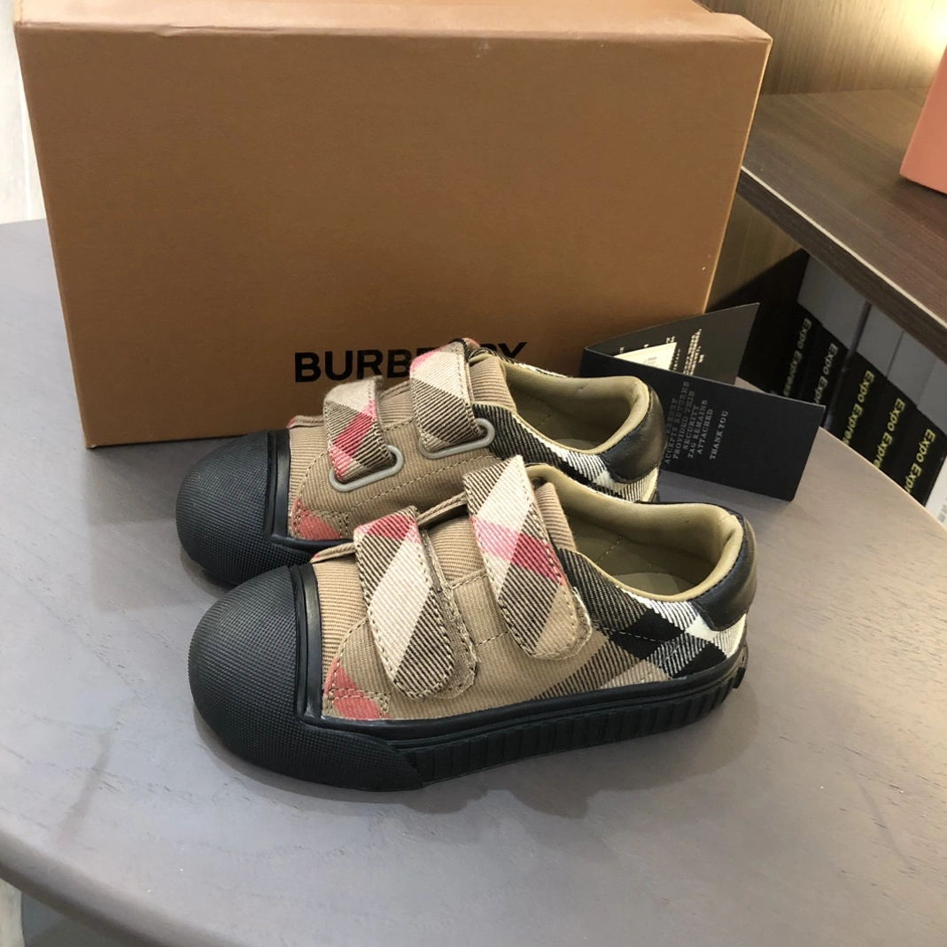 Refined 8028 Burberry Kids' Shoes