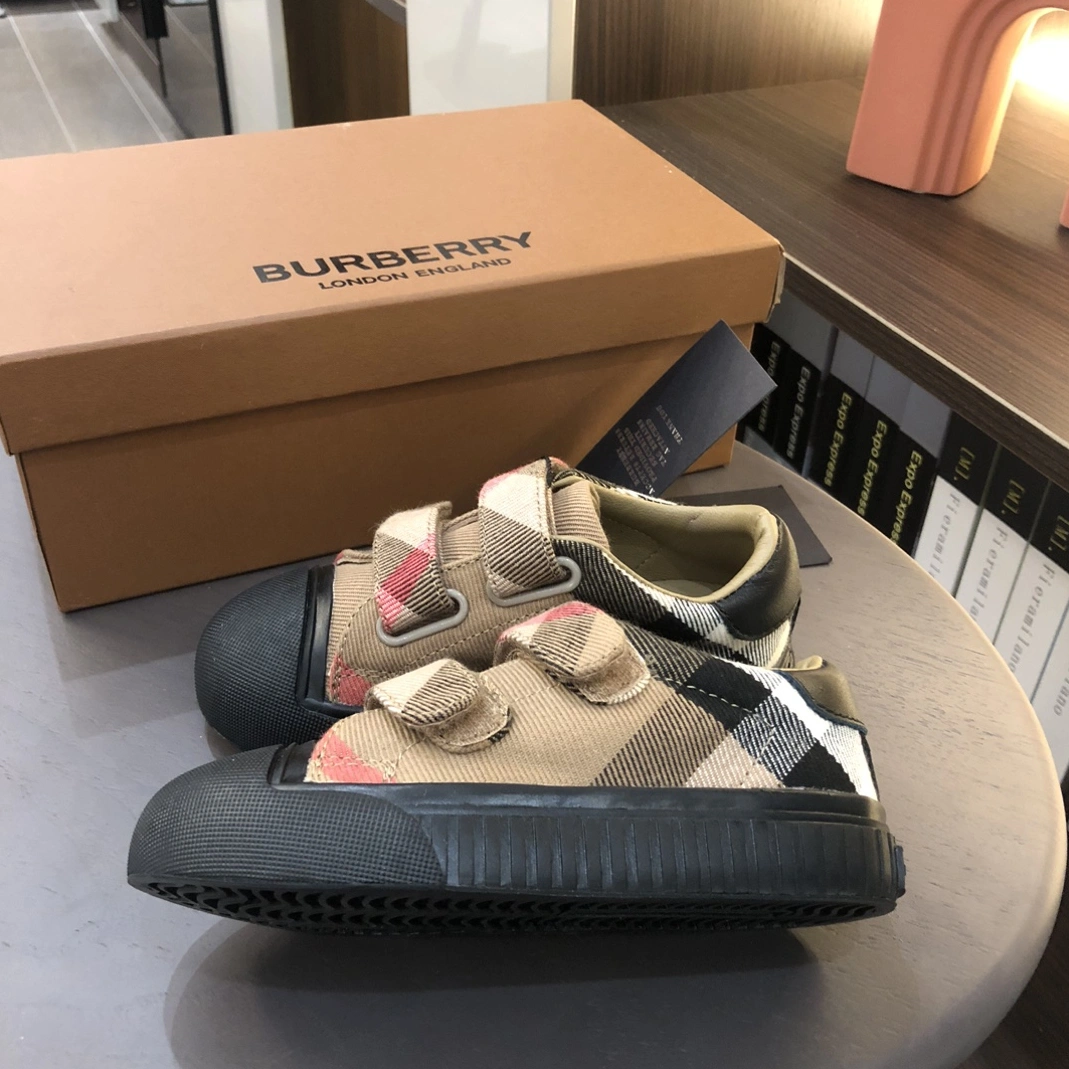 Refined 8028 Burberry Kids' Shoes