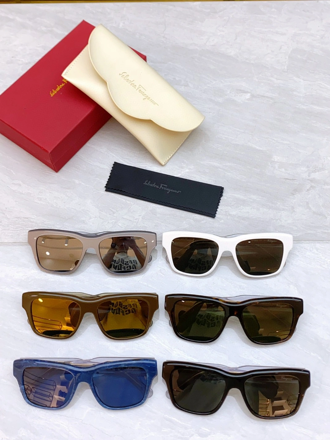 Refined 8227 Salvatore Ferragamo AAA Quality Sunglasses