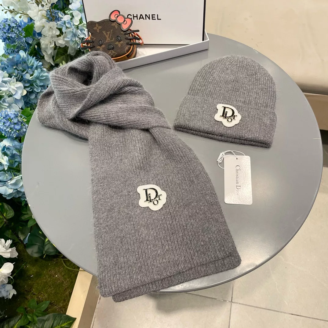 Refined 8262 Christian Dior Hat and Scarf Set