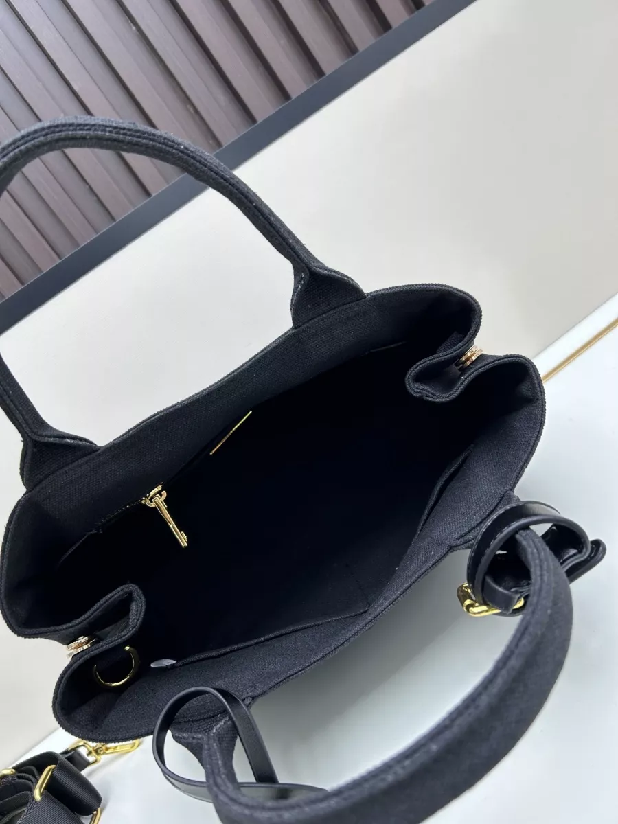 Refined 8348 Prada AAA Quality Handbags For Women