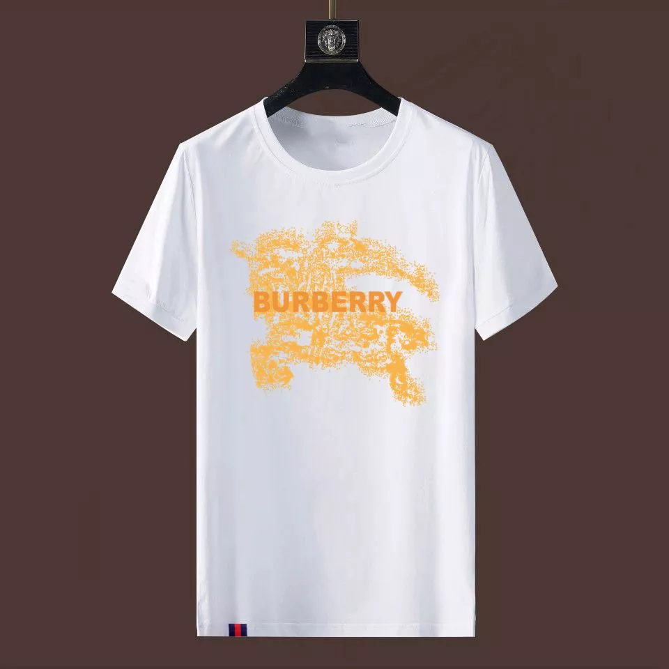 Refined 8652 Burberry T-Shirts Short Sleeved For Men