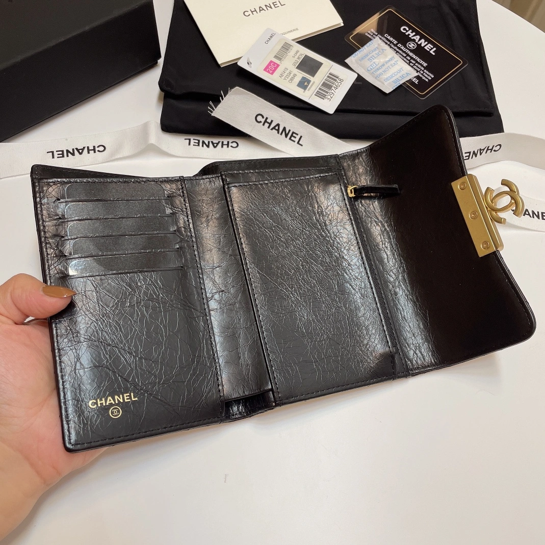 Refined 8672 Chanel AAA Quality Wallets