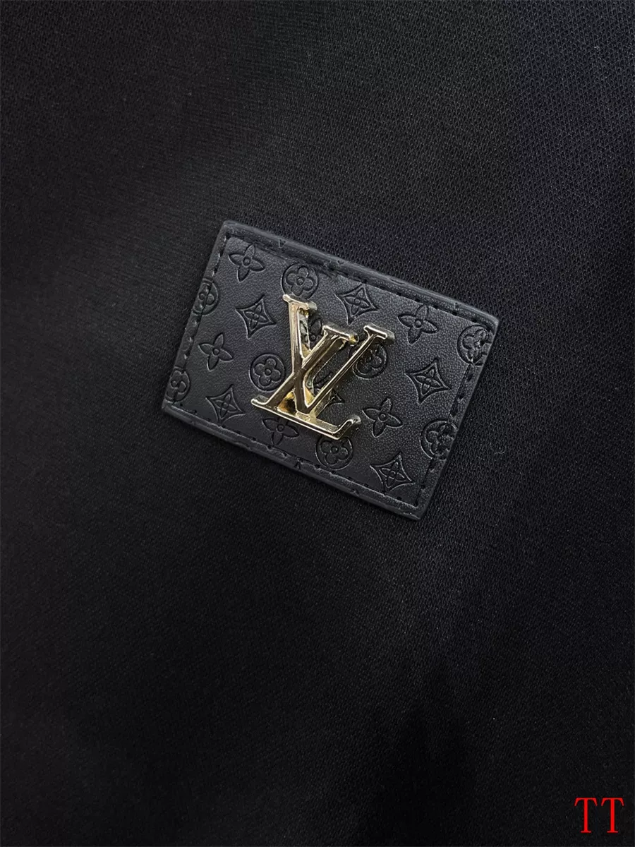 Refined 8685 Louis Vuitton LV Tracksuits Long Sleeved For Men