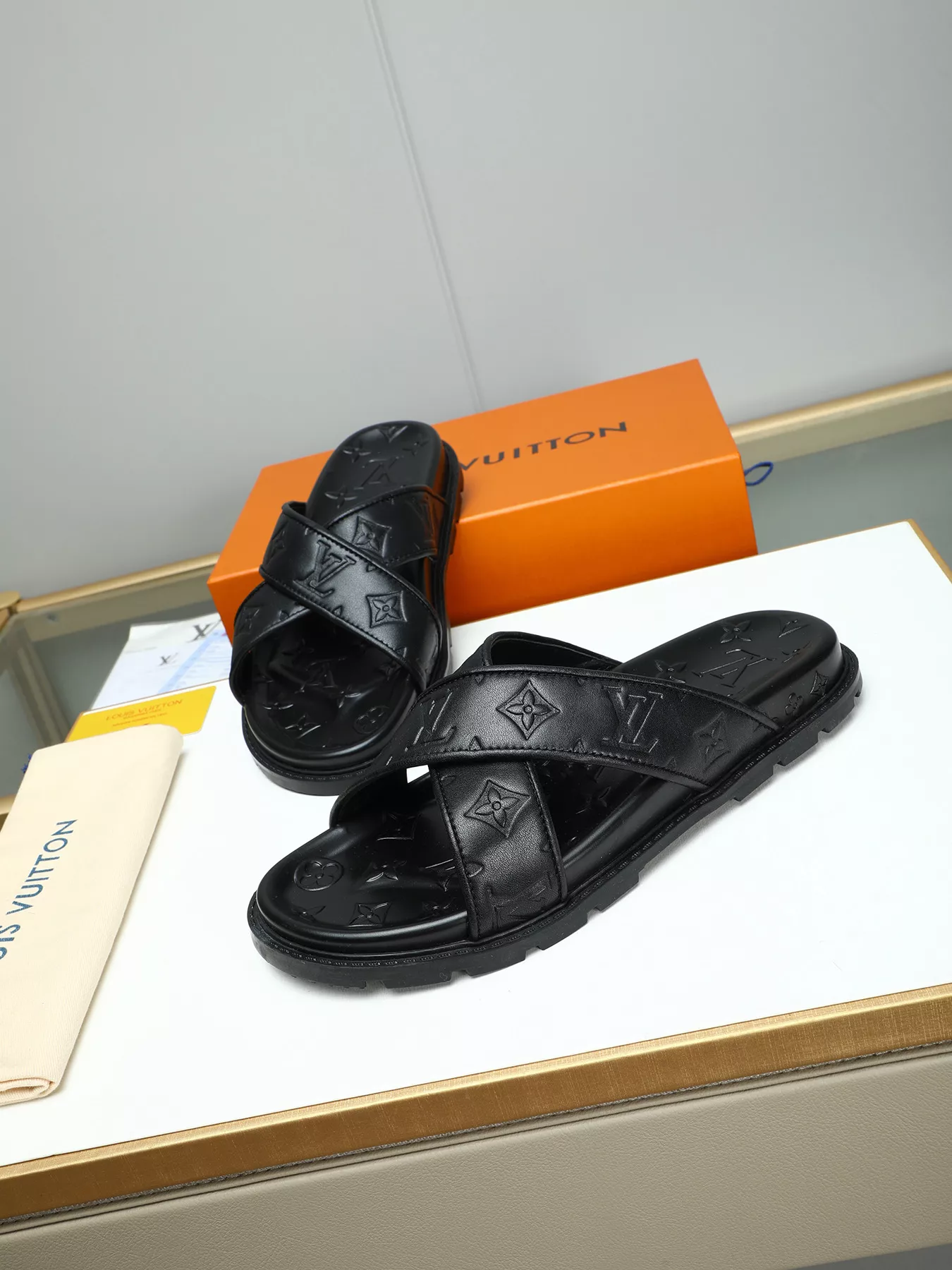 Refined 8705 Louis Vuitton Slippers For Men