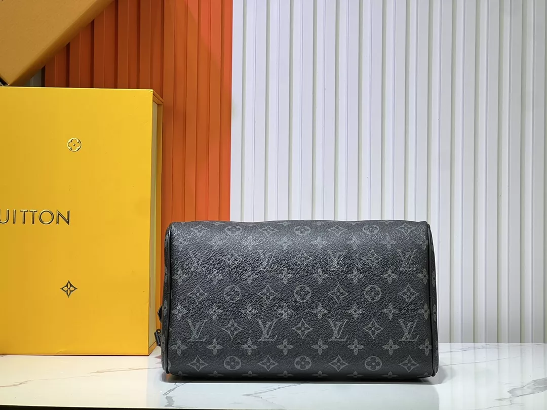 Refined 8821 Louis Vuitton AAA Quality Handbags For Women