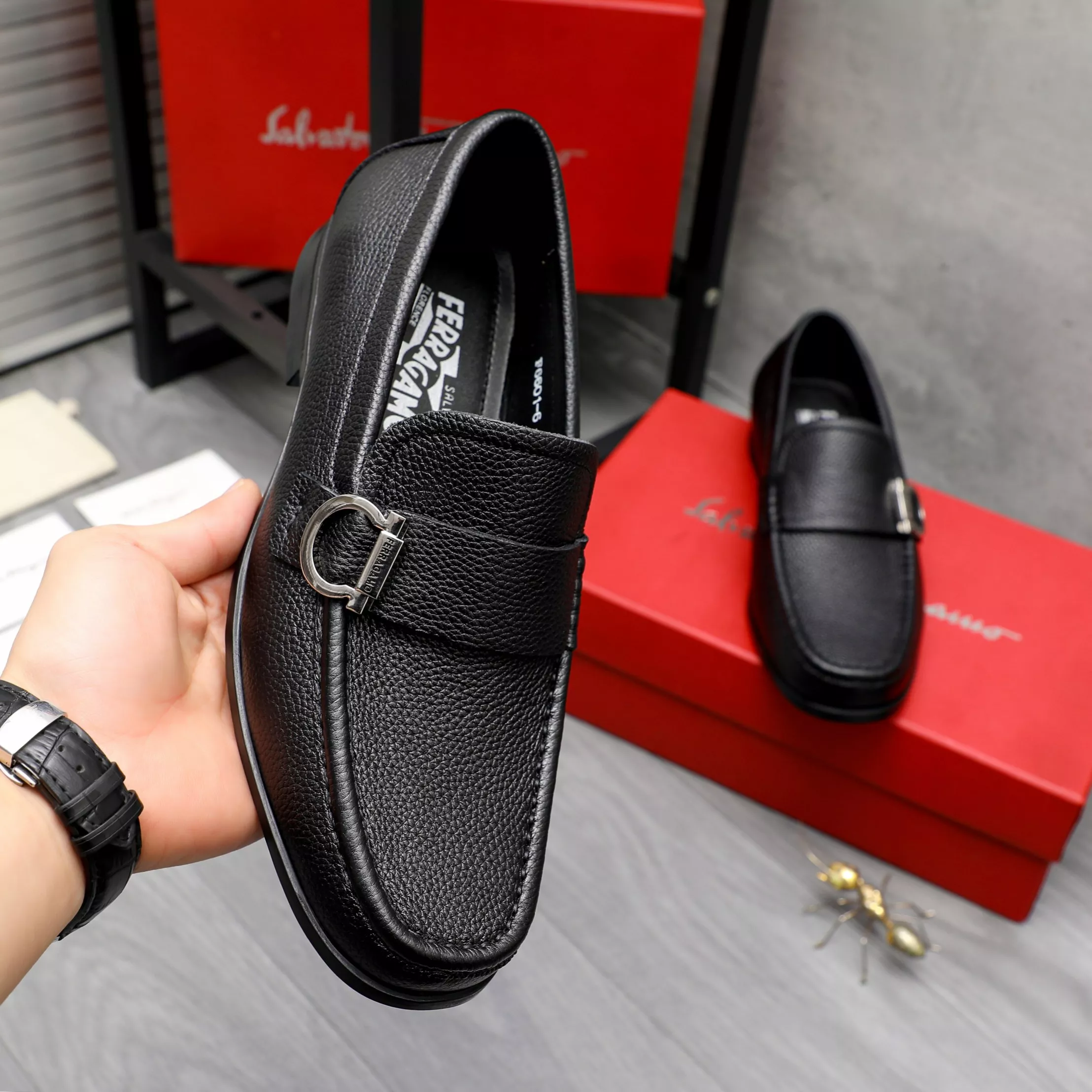Refined 9134 Salvatore Ferragamo Leather Shoes For Men