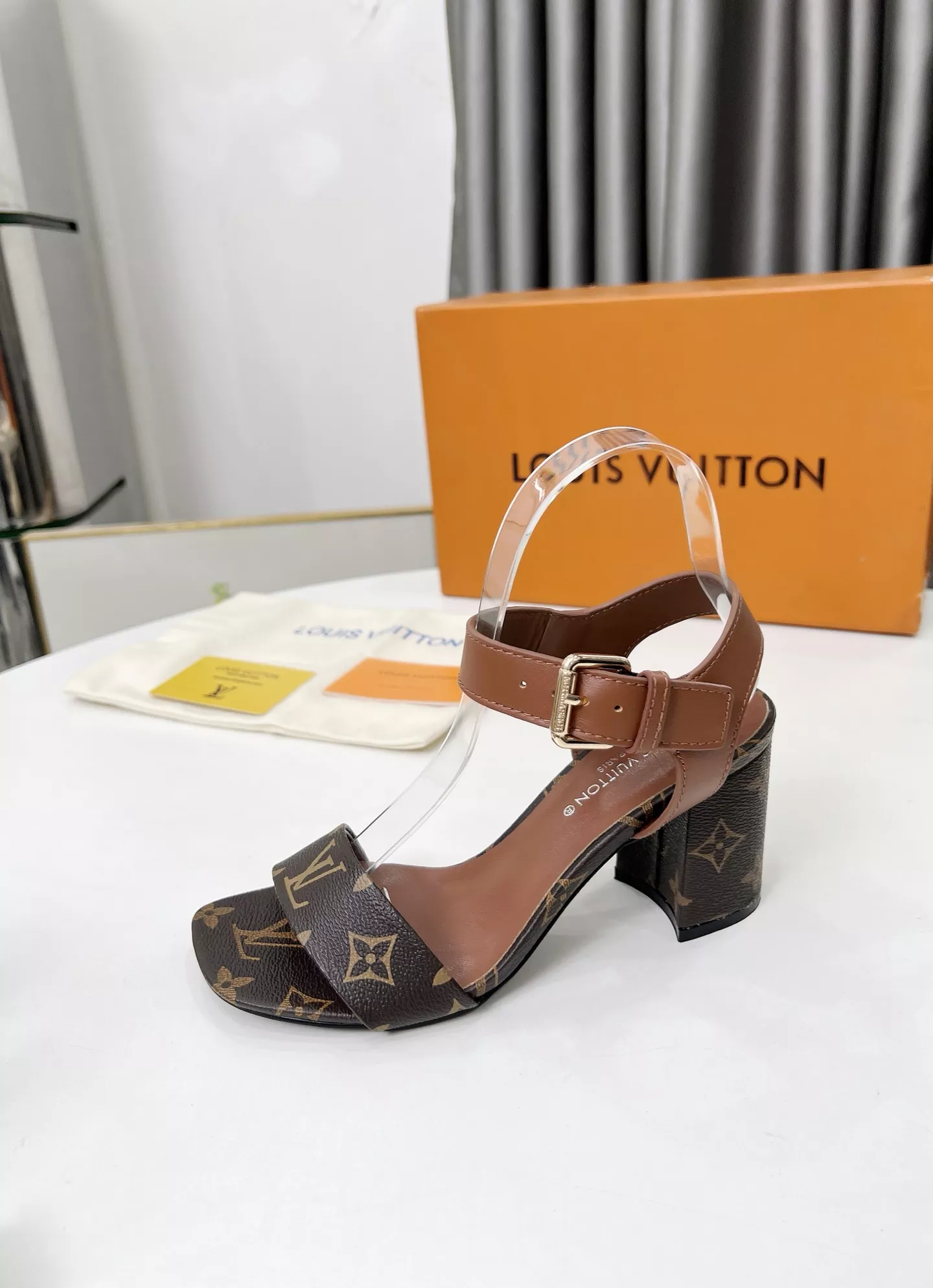 Refined 9150 Louis Vuitton Sandal For Women