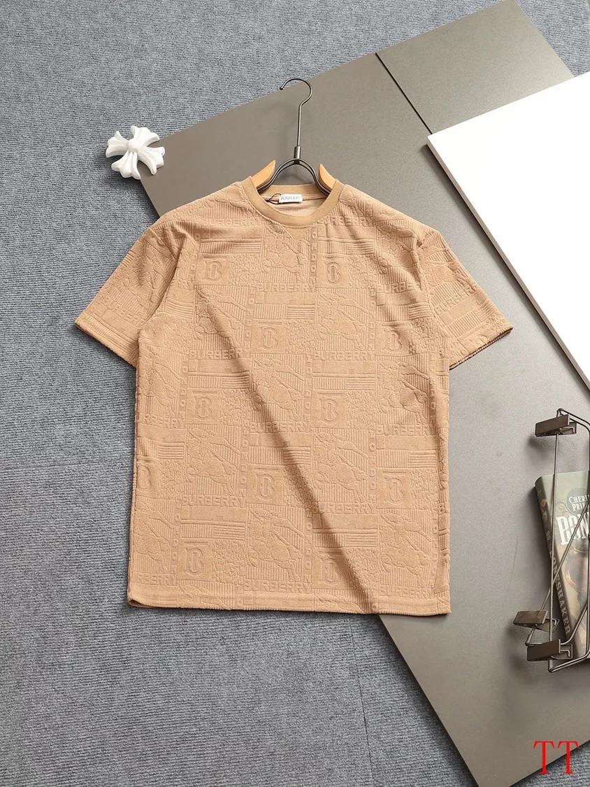 Refined 9261 Burberry T-Shirts Short Sleeved For Unisex
