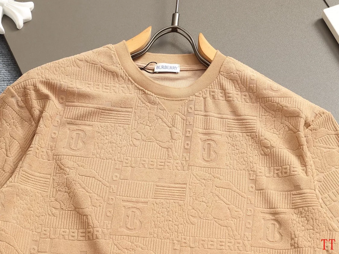 Refined 9261 Burberry T-Shirts Short Sleeved For Unisex