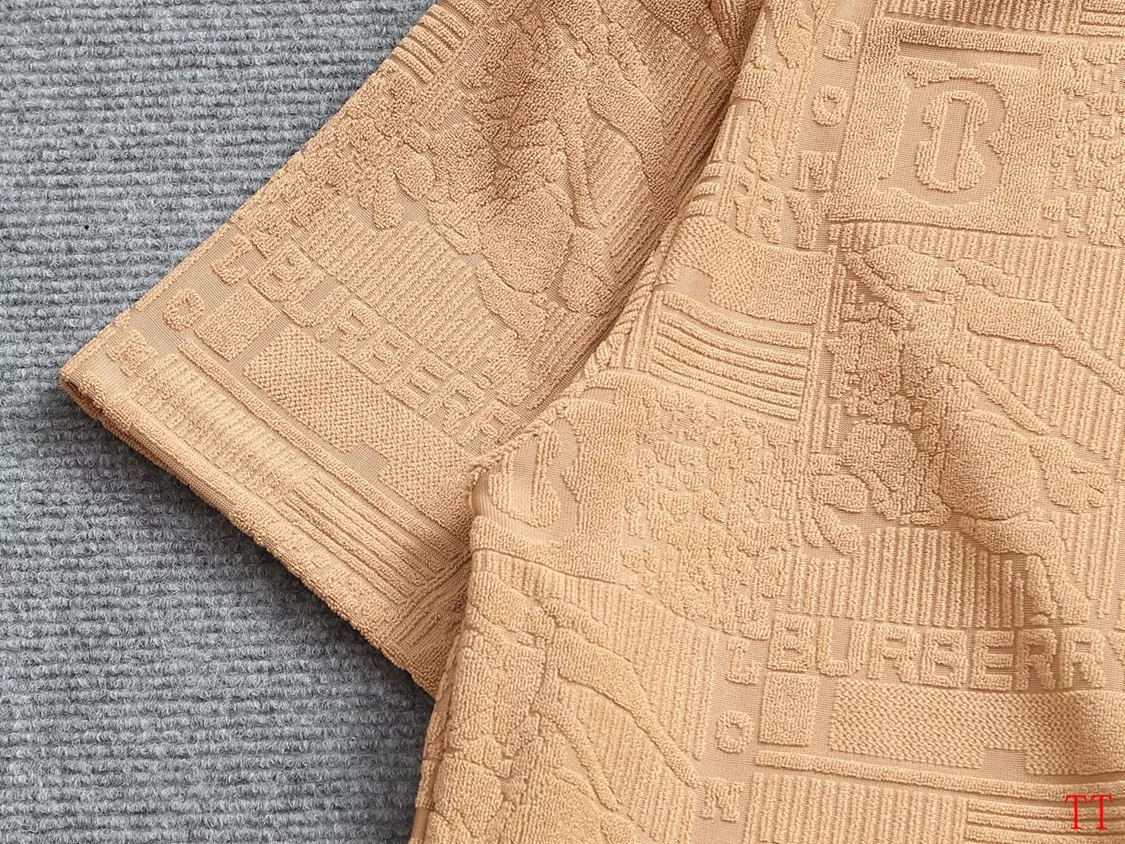 Refined 9261 Burberry T-Shirts Short Sleeved For Unisex