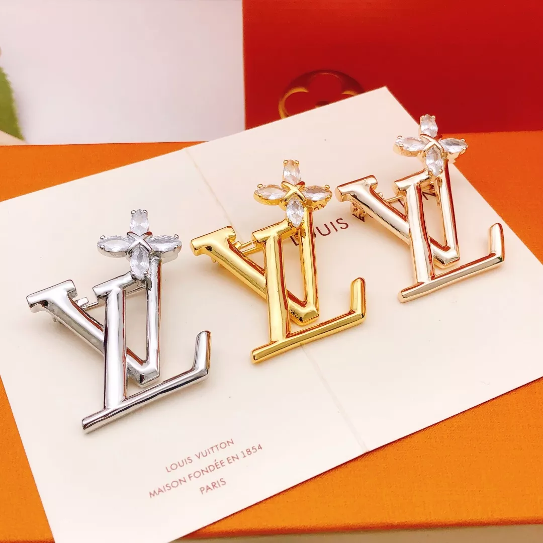 Refined 9300 Louis Vuitton LV Brooches For Women
