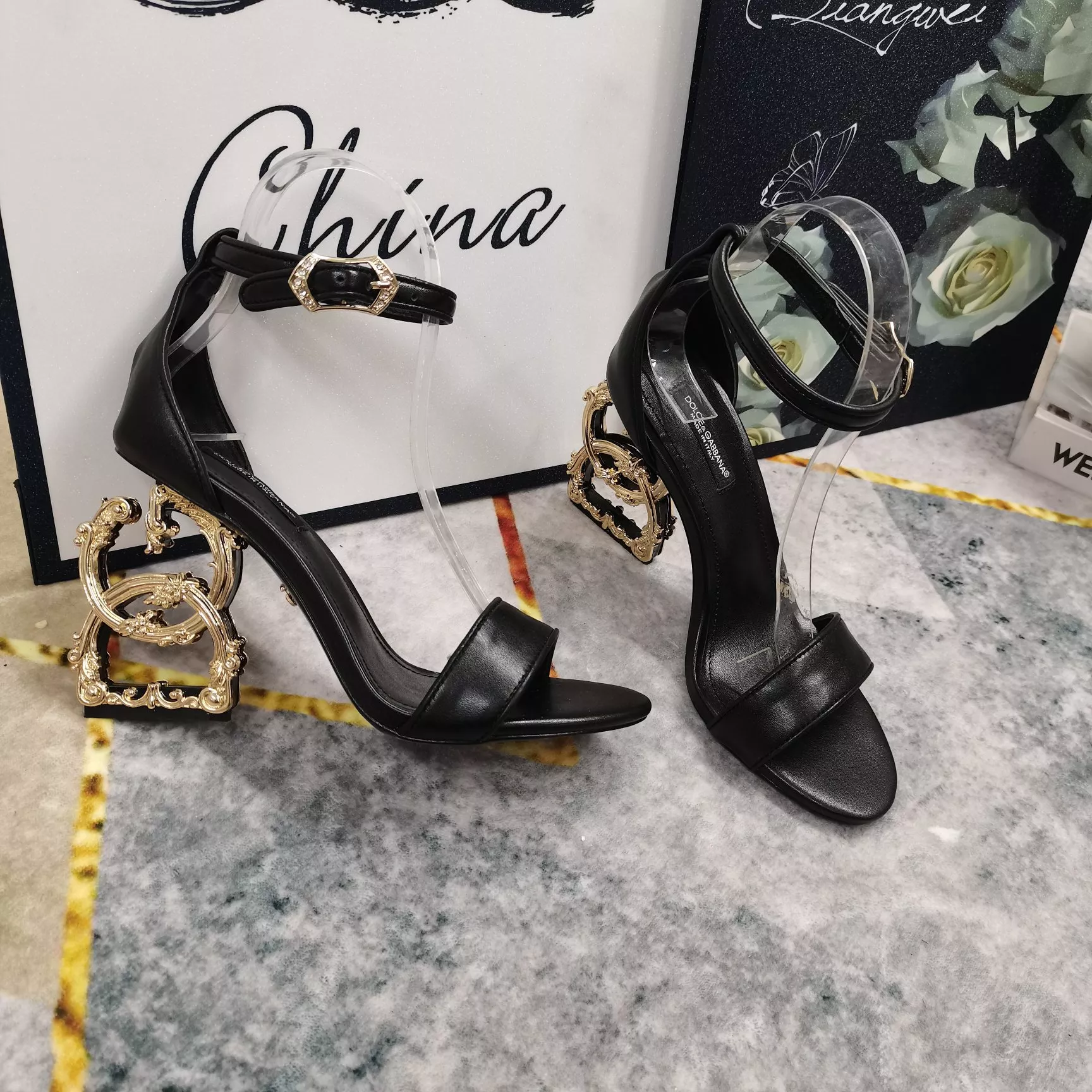 Refined 9304 Dolce & Gabbana D&G Sandal For Women