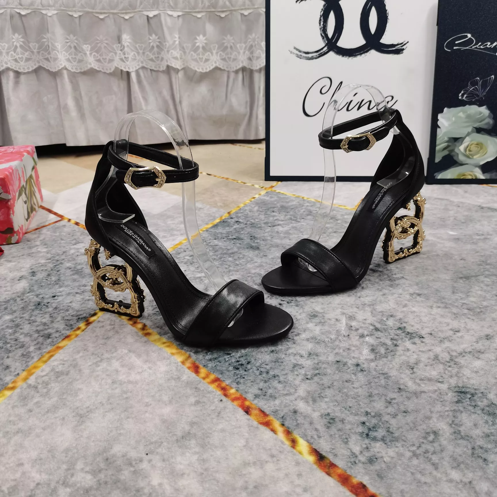 Refined 9304 Dolce & Gabbana D&G Sandal For Women