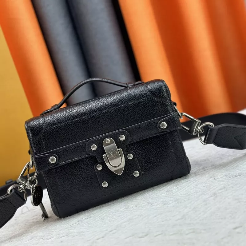 Refined 9460 Louis Vuitton AAA Quality Messenger Bags For Women