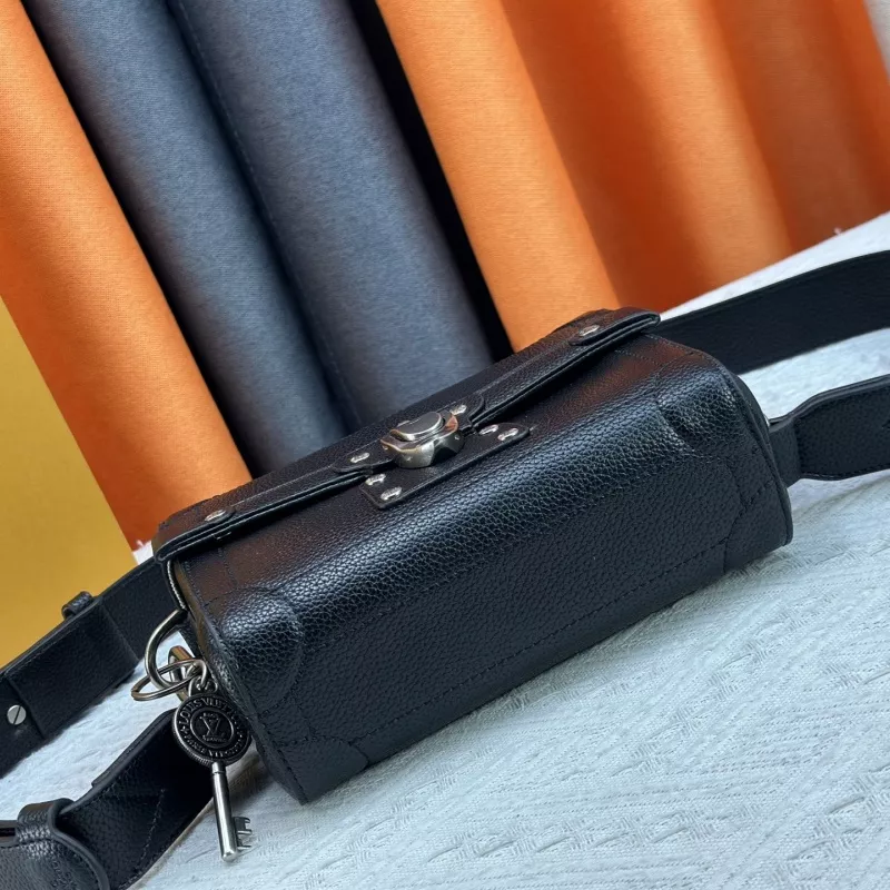 Refined 9460 Louis Vuitton AAA Quality Messenger Bags For Women