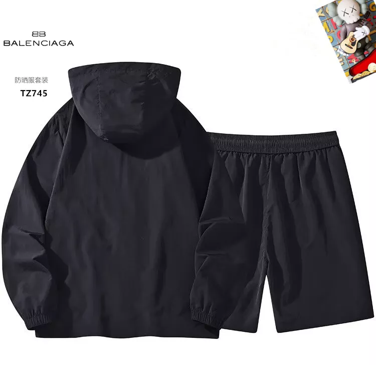 Refined 9540 Balenciaga Fashion Tracksuits Long Sleeved For Men