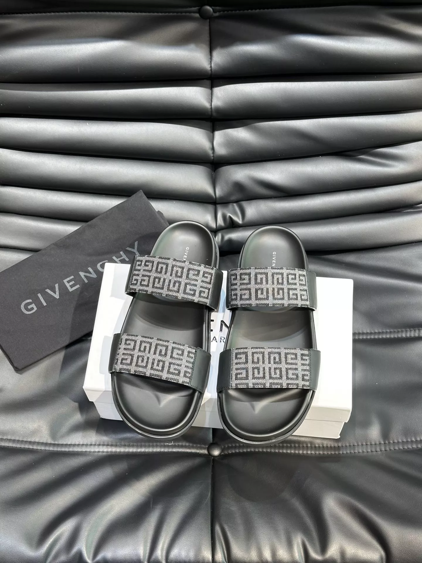 Refined 9635 Givenchy Slippers For Men