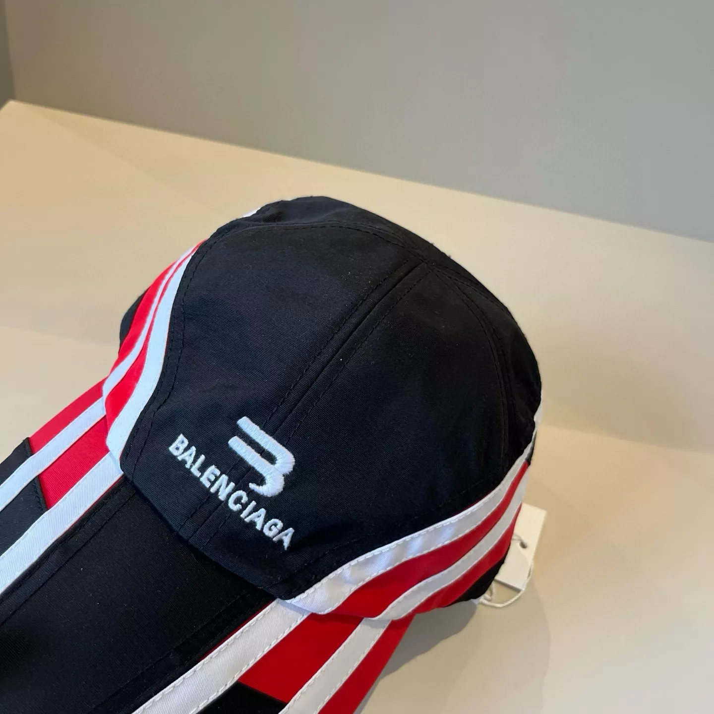 Refined 9704 Balenciaga Caps