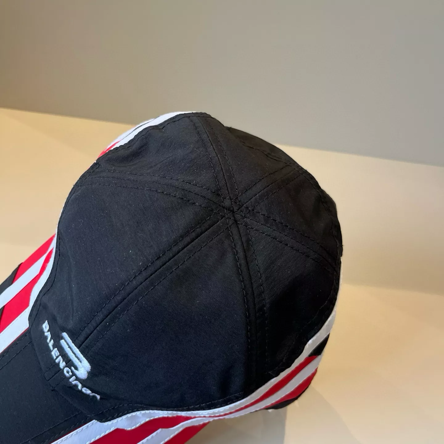 Refined 9704 Balenciaga Caps