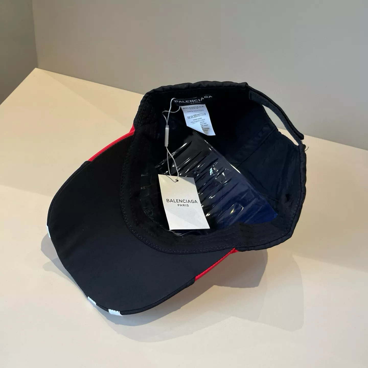 Refined 9704 Balenciaga Caps