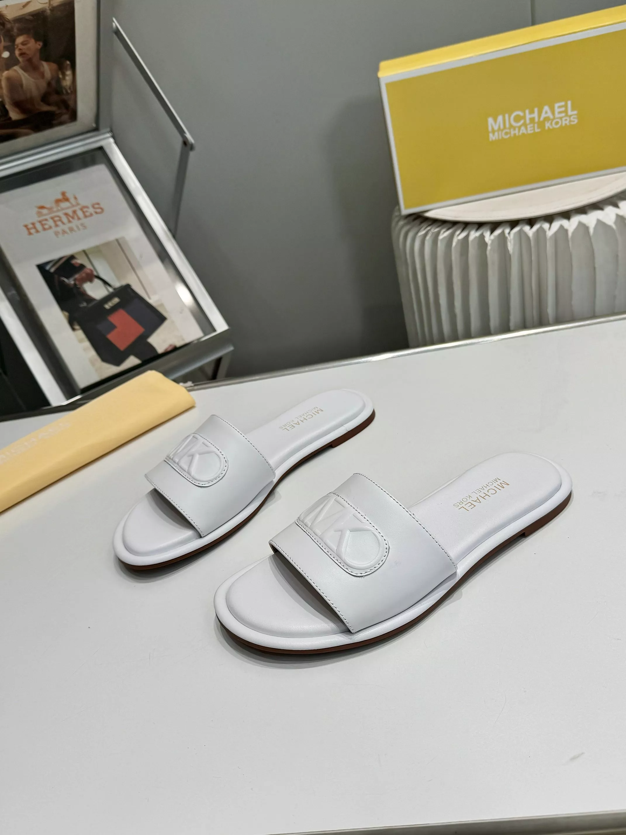 Refined 9715 Michael Kors Slippers For Women